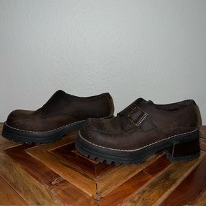 Brown chunky loafers